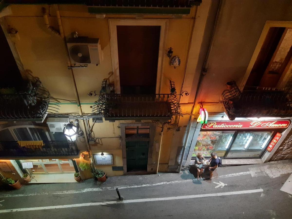 Centrale Appartamento Taormina Luaran gambar