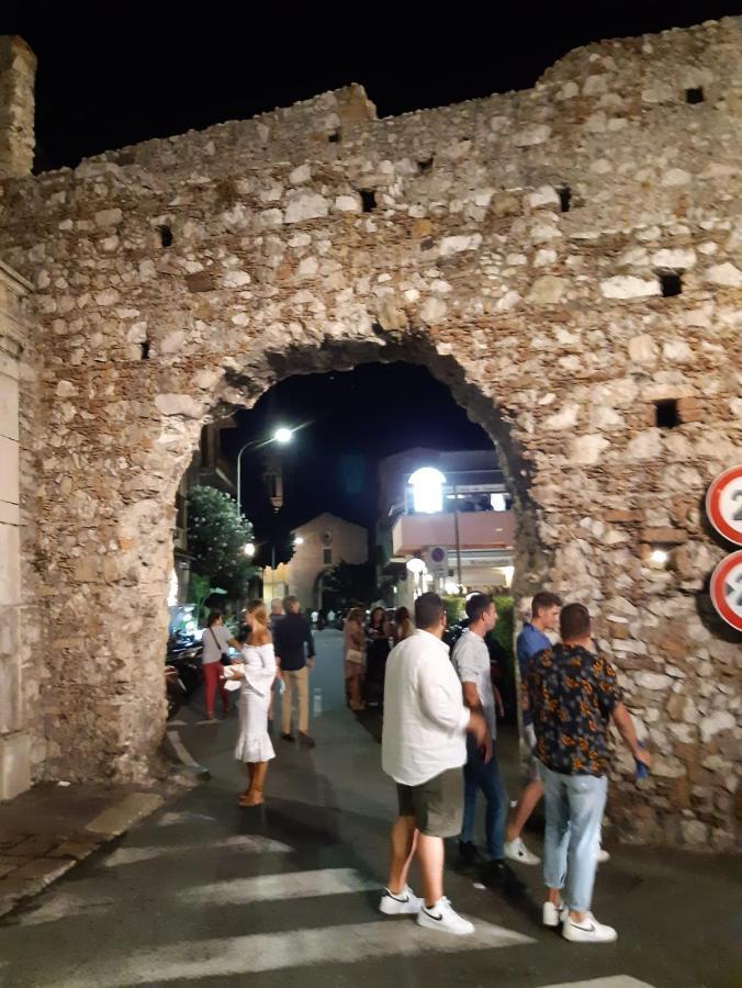 Centrale Appartamento Taormina Luaran gambar